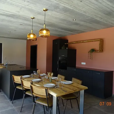 別荘 Au Pre De La Fauchee *