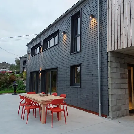 Au Pre De La Fauchee